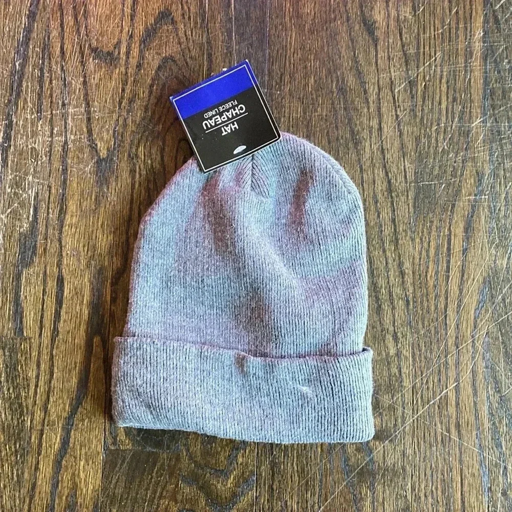 NWT fleece line beanie